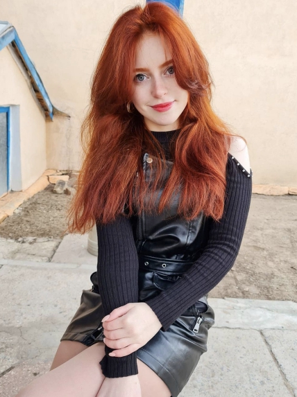 Sexy redhead gets desire and wish